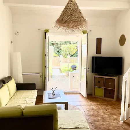 L'oliveraie D'aniane 7 Personnes Ferienhaus *